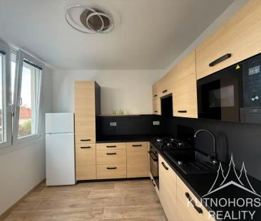 Pronájem krásného bytu 2+1 s balkonem 61 m - Fotografie 6