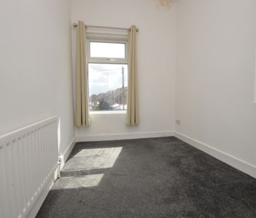 3 Bedroom End of Terrace - Photo 5