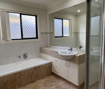 FAMILY HOME ON HIGHLY SORT AFTER OLYMPUS DRIVE! - Photo 5