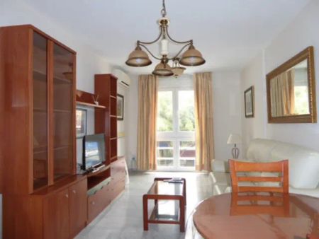 Apartamento en alquiler en Avenida Carlos de Haya, cerca de Calle de Argentea - Foto 3