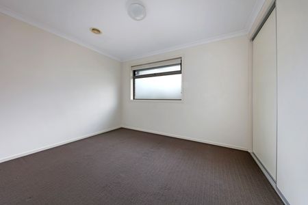 41 Hill St, Bentleigh East VIC 3165 - House For Rent | Domain - Photo 4