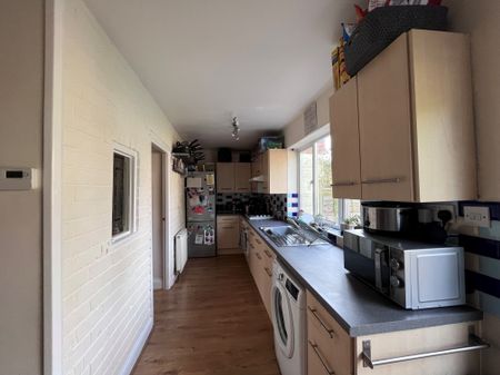 Summerfield Road, Solihull - Photo 4