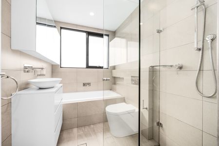 OVERSIZED MODERN 3 BEDROOM + STUDY SANCTUARY! - Photo 3