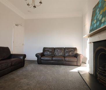 4 bedroom maisonette to rent - Photo 3