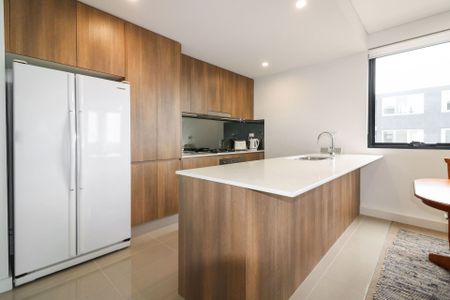 Ultra Modern 1 Bedroom Unit in Newly Built Complex - Photo 3