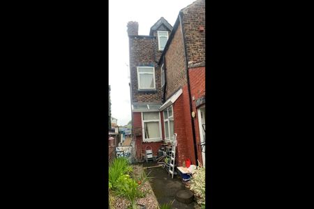 Room in a Shared House, Weast Lane, M5 - Photo 5