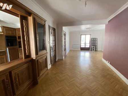 T3 au 1er étage en centre ville - Photo 3