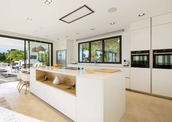 Luxury Villa for rent in Estepona, Spain