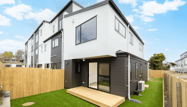 Pakuranga Heights, 2 bedrooms - Photo 1