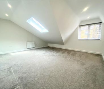 2 bedroom penthouse to rent - Photo 6