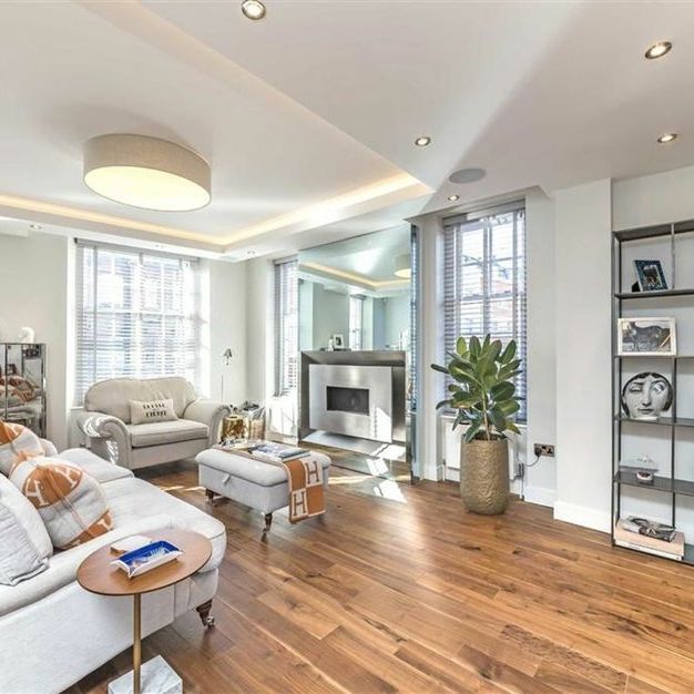 Marylebone Street - Photo 1