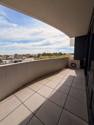 Warm & Practical Living in Travancore - Photo 1