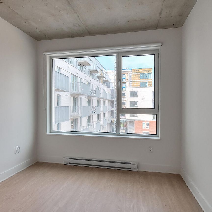 1957 Rue Hunter, Montréal, QC - Photo 1