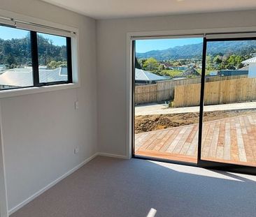 Modern three bedroom home - Coromandel - Photo 2
