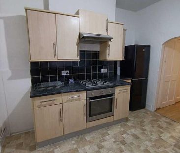 4 bedroom terraced house to rent - Photo 6