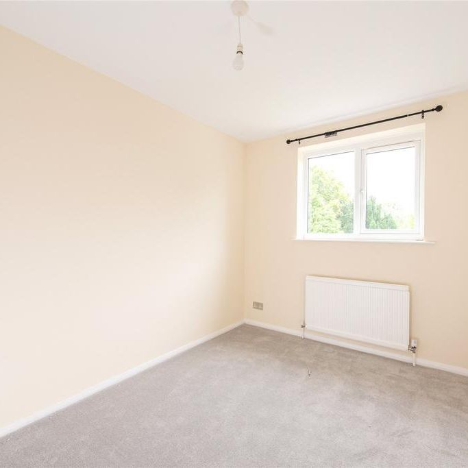 4 bedroom detached house to rent - Photo 1