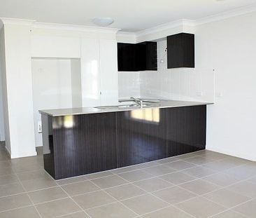 Spacious 3-Bedroom Duplex Home In Raceview - Photo 5