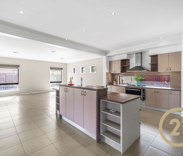 Spacious Family Home in Prime Caroline Springs Location - Photo 1