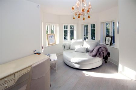 4 bedroom detached house to rent - Photo 3