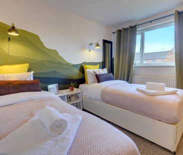 2 Bed Terraced House, Moorville Close, LS11 - Photo 1