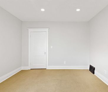 For Lease - 402 Woodbine Avenue, Toronto, Ontario - Photo 4