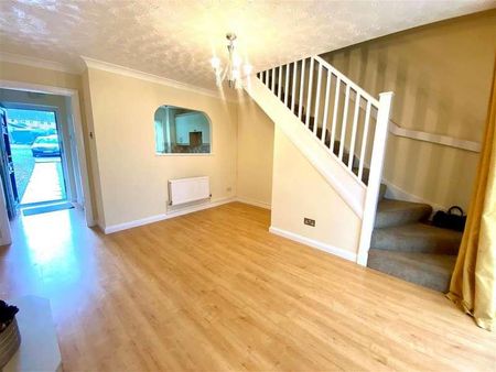 St Davids Close, Brackla, Bridgend County Borough, CF31 - Photo 2