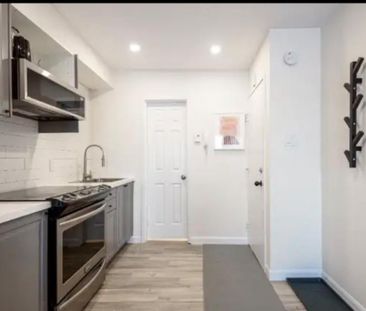 Magnifique studio de style loft à aire ouverte meublé - Photo 2