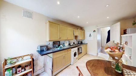 4 bedroom terraced house to rent - Photo 2