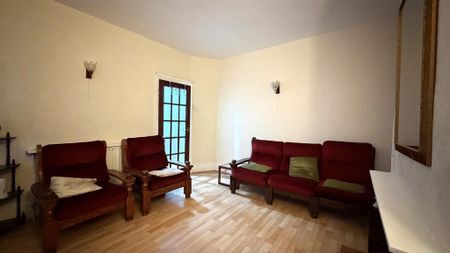 4 bedroom terraced house to rent - Photo 2