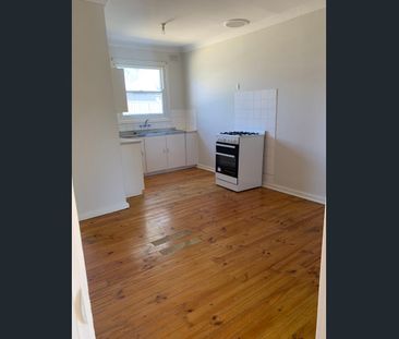 Cute little home - Photo 4