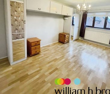 Silcock Close, Colchester - Photo 4