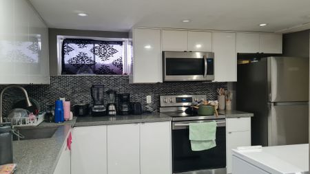 For Lease - 124 Overture Road Unit# BSMT, Toronto, Ontario - Photo 4