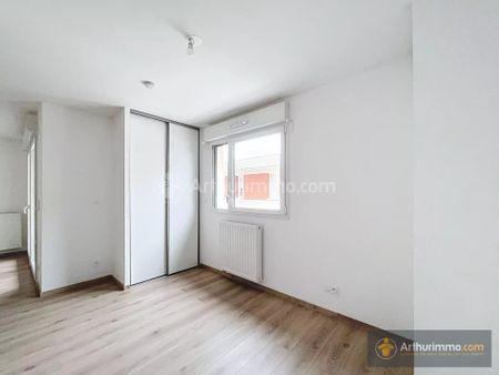 Location Appartement 1 pièces 33 m2 à Clermont-Ferrand - Photo 2