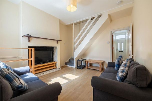 2 bedroom private hall to rent - Photo 1