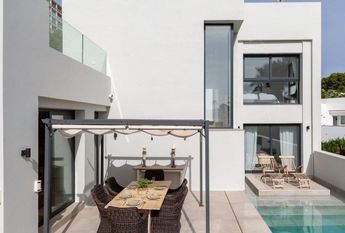 3 bedroom luxury Villa for rent in Nueva Andalucia, Spain