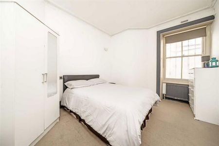 3 bedroom flat to rent - Photo 2