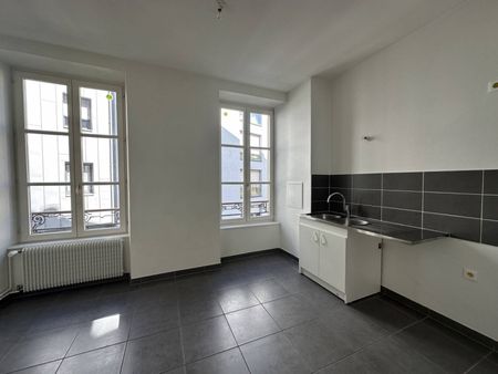 À LOUER ! Agréable appartement 6 pièces situé non loin du musée d'Art Moderne et de la Gare de Strasbourg - Photo 4
