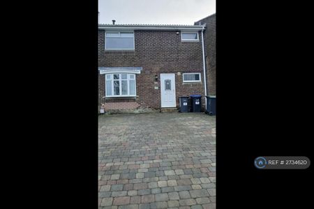 3 bedroom terraced house to rent - Photo 4