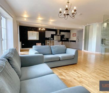 2 bedroom semi-detached house to rent - Photo 2