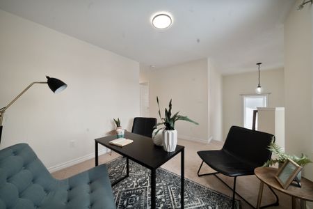 For Lease - 364 Equestrian Way, Cambridge, Ontario - Photo 4