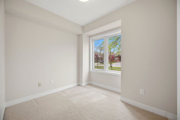 For Lease - 4140 Foxwood Drive Unit# 801, Burlington, Ontario - Photo 1