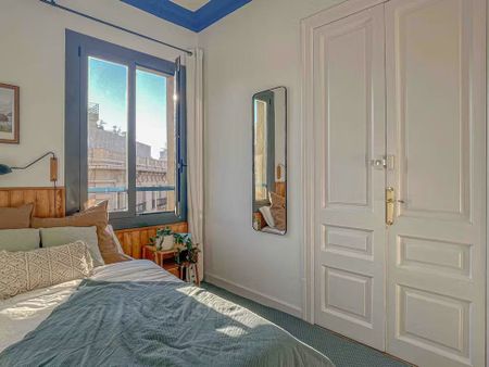 Carrer de Roger de Llúria, Barcelona, Catalonia 08009 - Foto 2