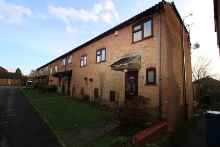 2 bedroom end of terrace house to rent - Photo 4