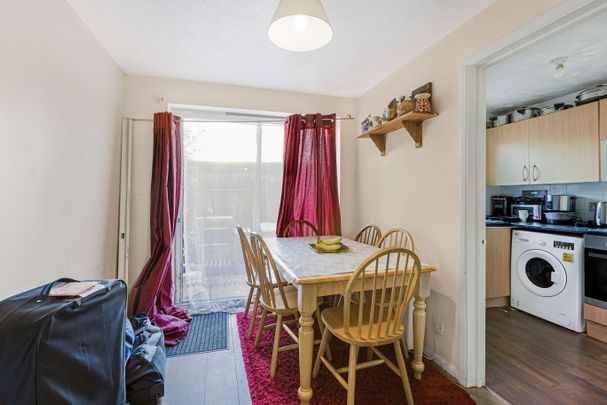 3 Bedroom - Photo 1