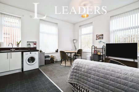 1 bedroom flat to rent - Photo 2