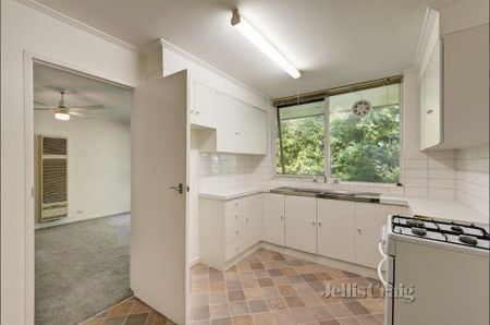 8/566 Glenferrie Road, Hawthorn - Photo 2