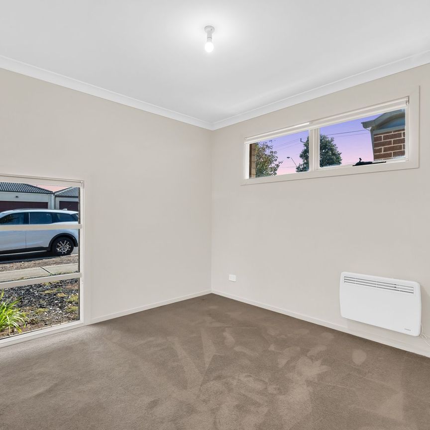 Easy Living Starts Here! - Photo 1