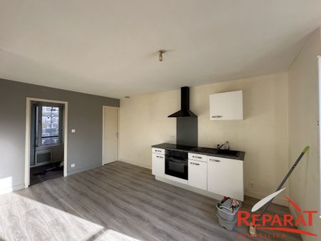 Location Appartement 2 pièces 41m² BRIVE LA GAILLARDE 19100 - Photo 3