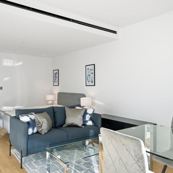 Studio to rent - Photo 1