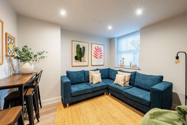 6 bedroom house to rent - Photo 1